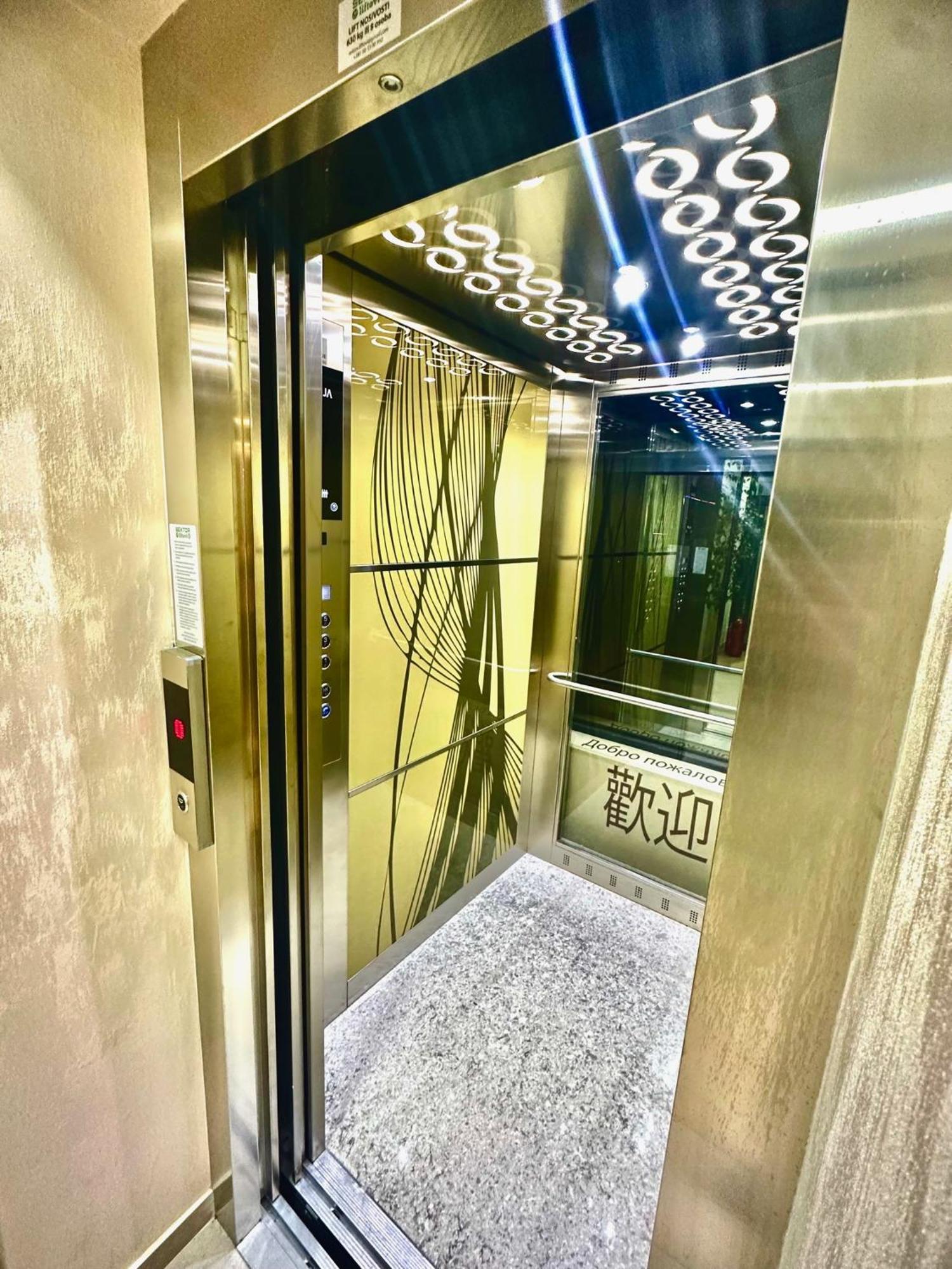 China Town Prenociste Hotel Belgrade Exterior photo
